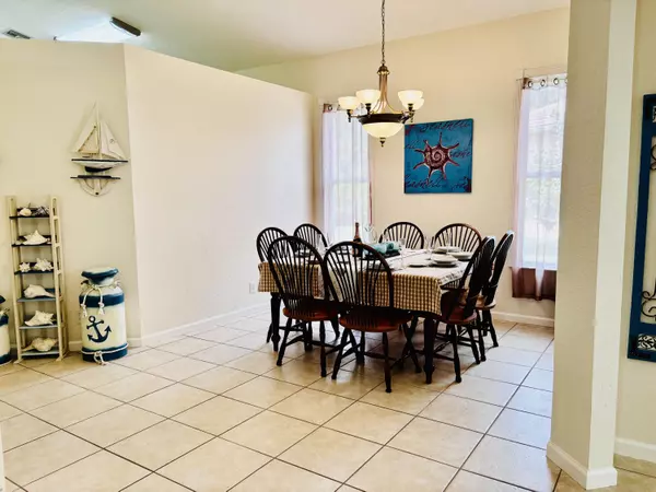 Fort Pierce, FL 34951,5663 Sunberry CIR