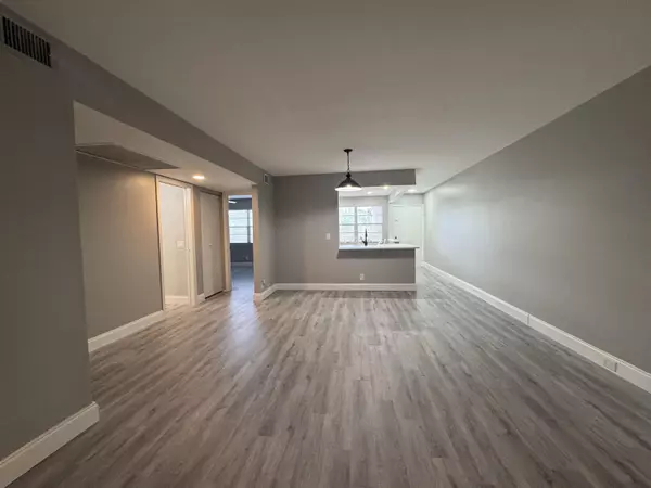 Coconut Creek, FL 33066,4401 Martinique CT G2
