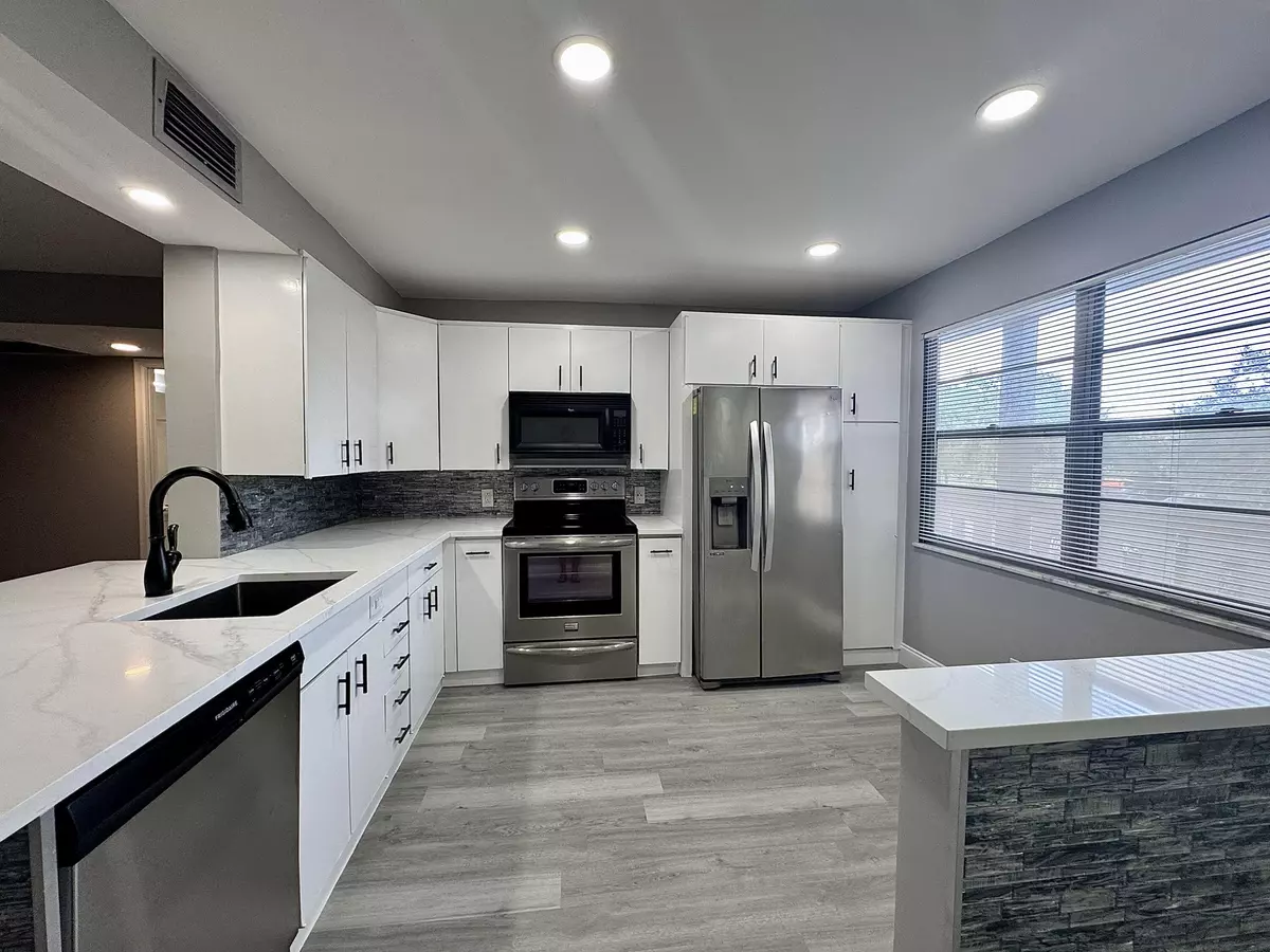 Coconut Creek, FL 33066,4401 Martinique CT G2