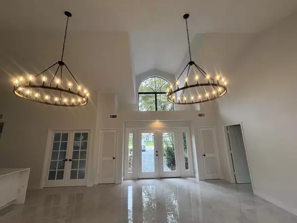 Wellington, FL 33414,1182 Raintree LN