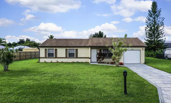 Port Saint Lucie, FL 34952,1380 SE Starklake CT