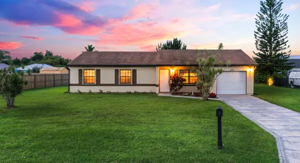 1380 SE Starklake CT, Port Saint Lucie, FL 34952