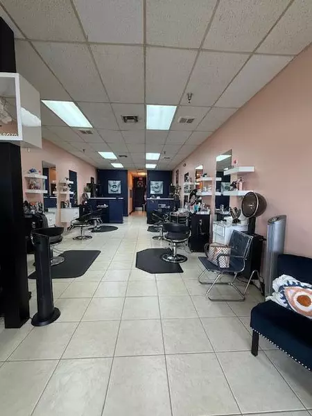 4609 Lake Worth RD 4609, Greenacres, FL 33463