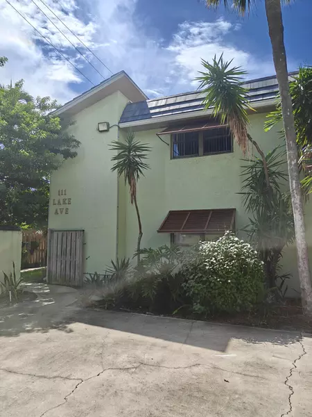 111 Lake AVE 8, Lake Worth Beach, FL 33460