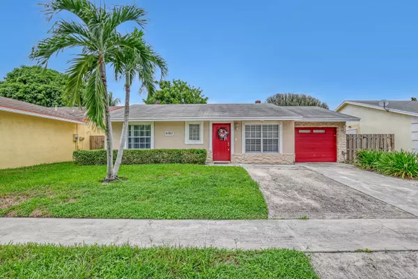 6082 Blue Grass CIR, Lake Worth, FL 33463
