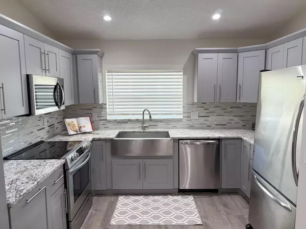 Boynton Beach, FL 33426,21 Chelsea LN