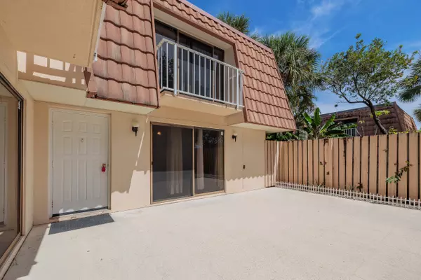 West Palm Beach, FL 33409,515 Green Springs PL