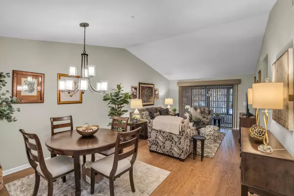 Delray Beach, FL 33484,15342 Lakes Of Delray BLVD 105