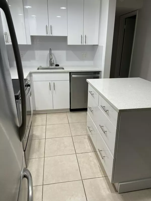 West Palm Beach, FL 33406,1829 Fairview Villa DR 2