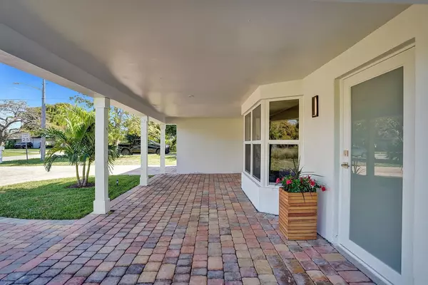 Delray Beach, FL 33444,530 Kingbird CIR