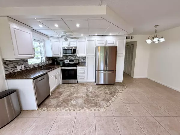 Deerfield Beach, FL 33442,53 Upminster C