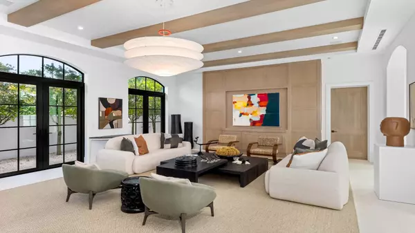 Delray Beach, FL 33483,734 S Ocean BLVD