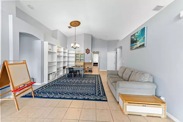 Lake Worth, FL 33463,5516 Muirfield Village CIR