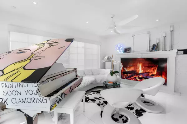 Miami Beach, FL 33139,1616 Michigan AVE 1