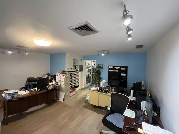 Lake Worth Beach, FL 33460,1114 N G ST