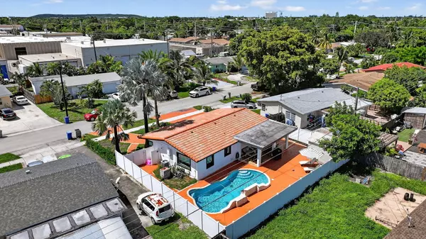 Pompano Beach, FL 33064,2840 NE 7th TER