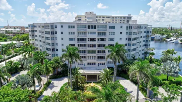 Delray Beach, FL 33483,1000 Lowry ST 2g