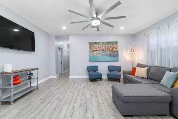 Lake Worth Beach, FL 33460,224 N D ST