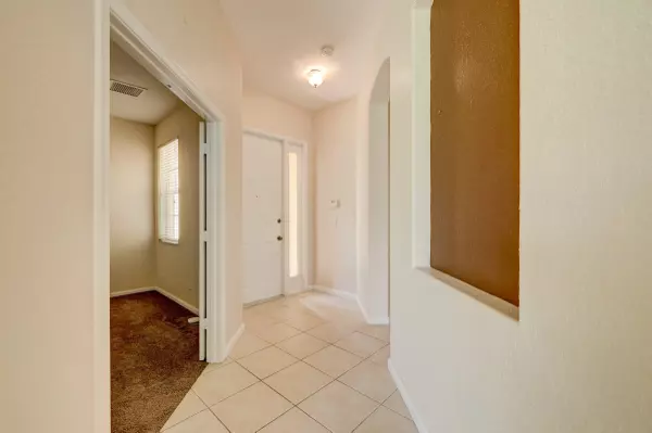 Port Saint Lucie, FL 34986,688 NW Stanford LN