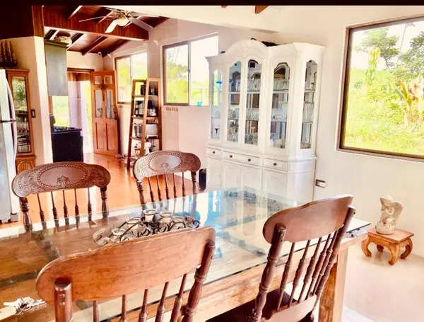 Out Of State, 00000,141 N El Tanque Fortuna San Carlos ST