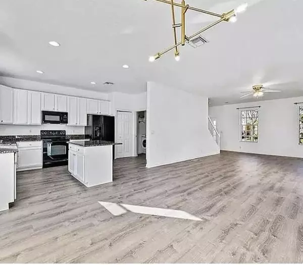Palm Beach Gardens, FL 33418,8052 Murano CIR