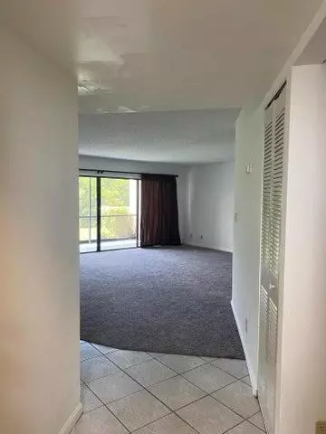 Wellington, FL 33414,12692 Shoreline DR 3c