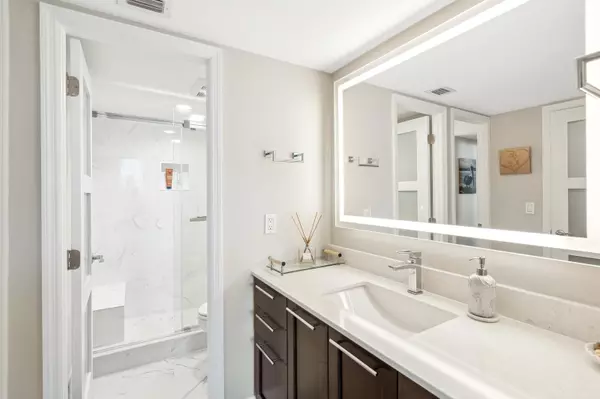 Lauderdale By The Sea, FL 33062,1900 S Ocean BLVD 11b