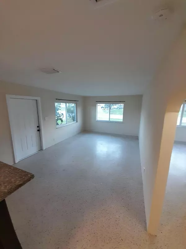 Boynton Beach, FL 33435,145 SW 8th AVE 145