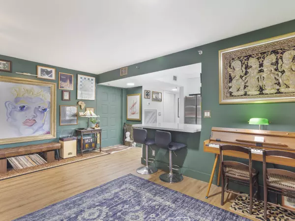 Delray Beach, FL 33444,955 Egret CIR 101