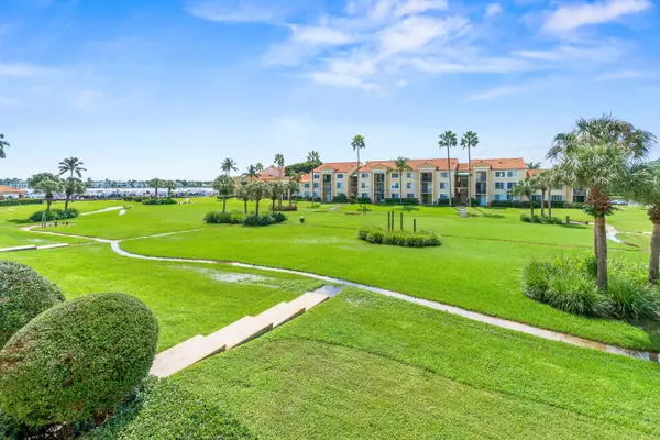 Hypoluxo, FL 33462,145 Yacht Club WAY 210