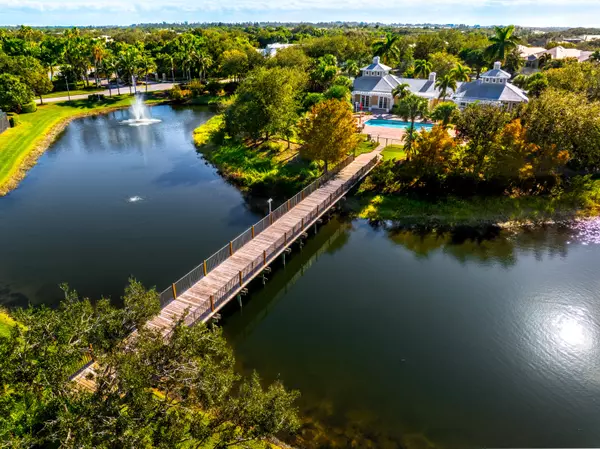Vero Beach, FL 32967,2005 Bridgepointe CIR 98