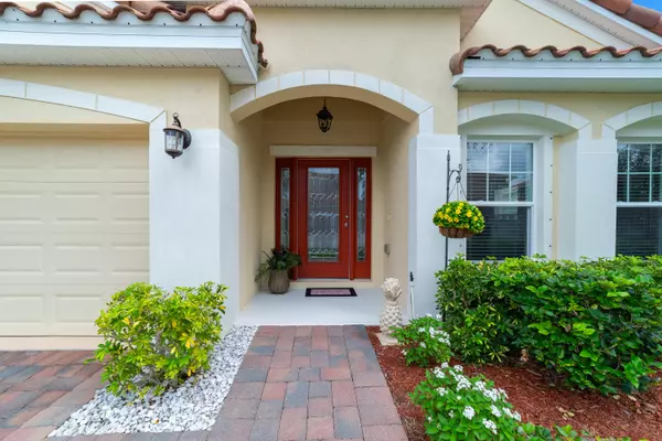 Vero Beach, FL 32968,2024 SW Albany TER