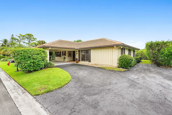 Atlantis, FL 33462,530 Forestview DR