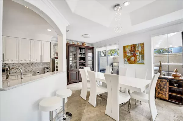 Hollywood, FL 33019,1468 Mariner WAY