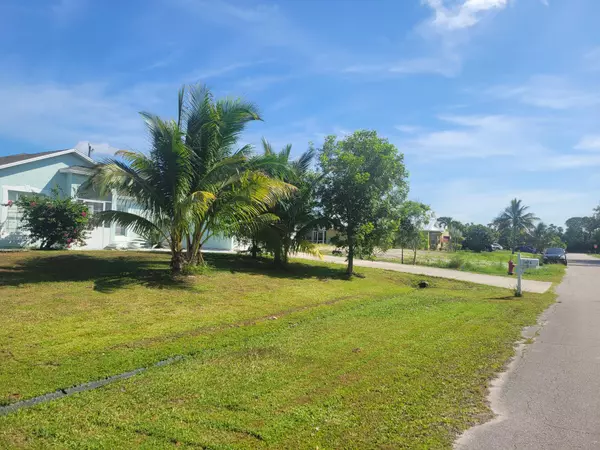 Port Saint Lucie, FL 34953,474 SW Kaabe AVE