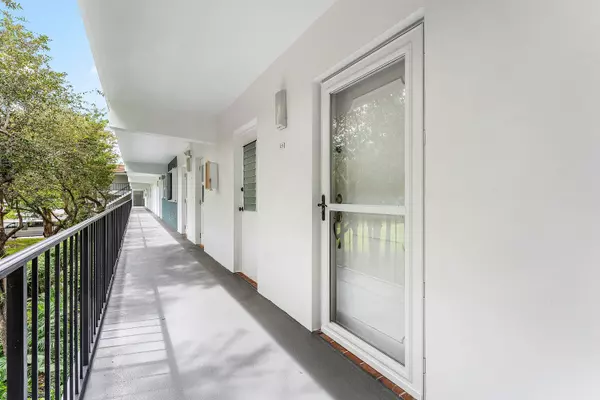 Lauderdale By The Sea, FL 33062,1501 S Ocean BLVD 225