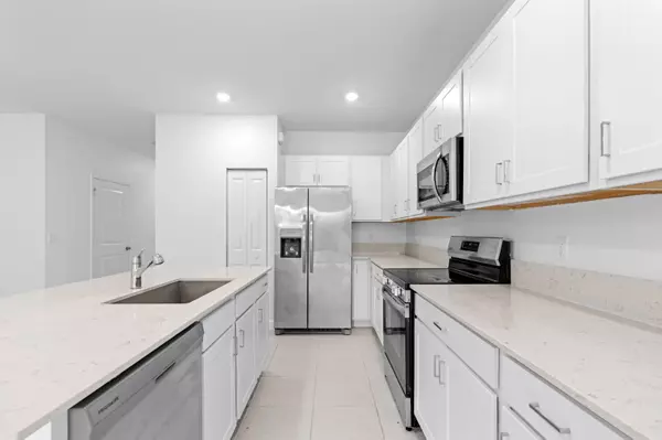 Lake Worth, FL 33463,4667 Hollister AVE