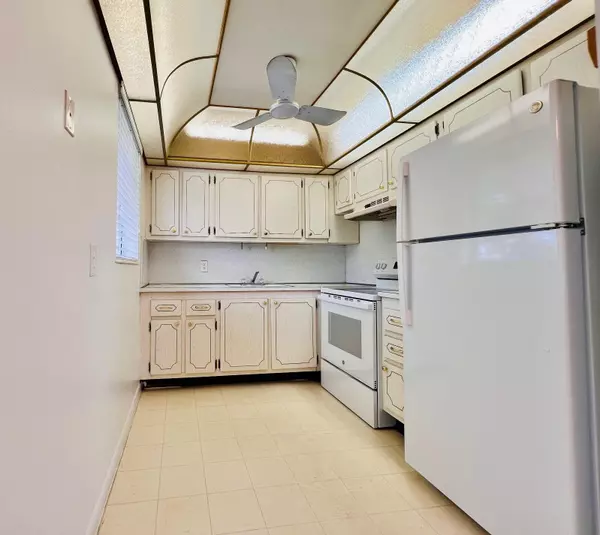 West Palm Beach, FL 33417,341 Northampton Q