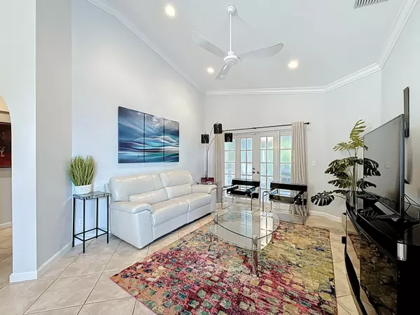 Boynton Beach, FL 33436,14 Lawrence Lake DR