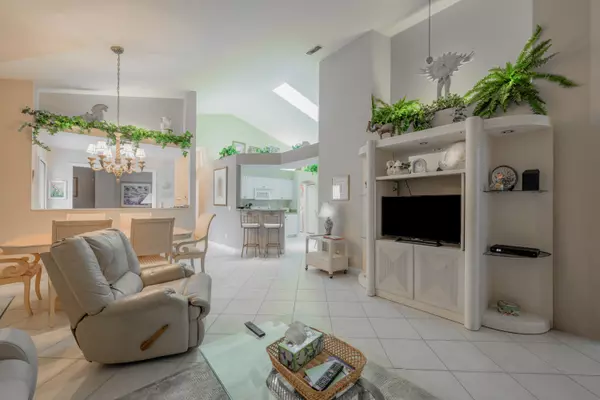 Jensen Beach, FL 34957,4139 NE Moon River CIR