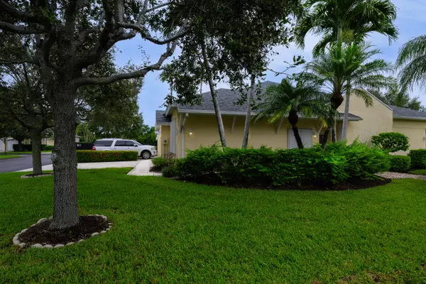 Jensen Beach, FL 34957,4139 NE Moon River CIR