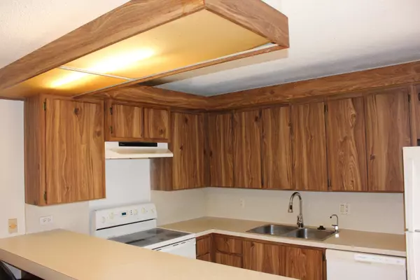 Delray Beach, FL 33445,2950 SW 22nd CIR 4a