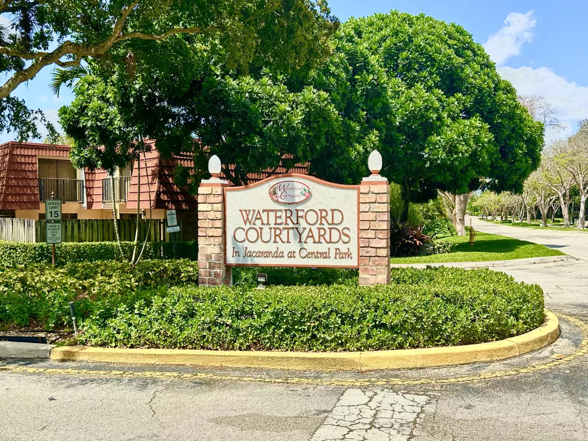 Plantation, FL 33324,9937 NW 6 CT