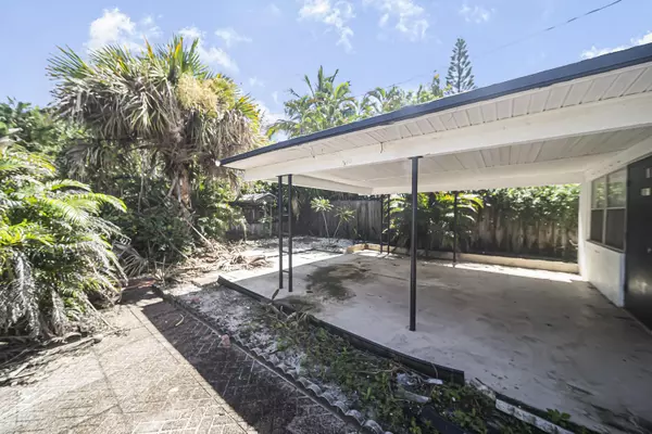 West Palm Beach, FL 33405,244 Walton BLVD