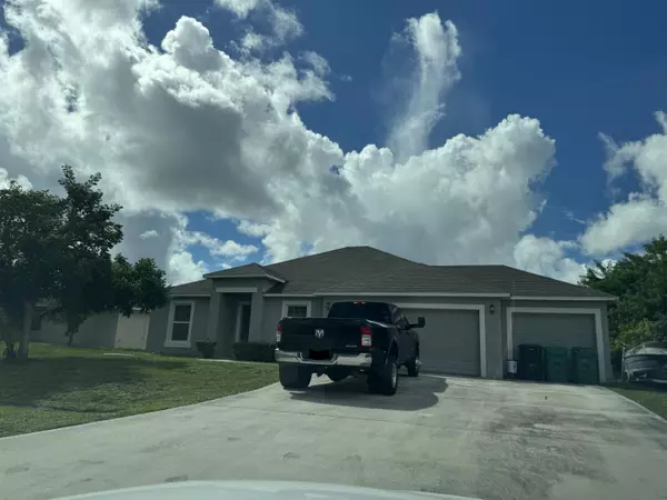 950 SW Nichols TER, Port Saint Lucie, FL 34953