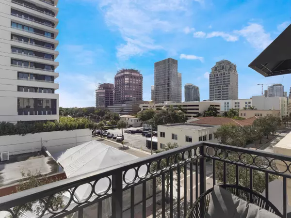 West Palm Beach, FL 33401,600 S Dixie HWY 457