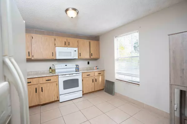 West Palm Beach, FL 33403,3761 N 93rd LN