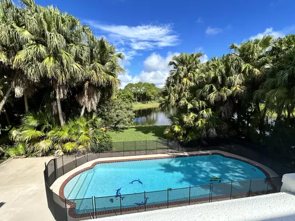 West Palm Beach, FL 33412,6123 Wildcat RUN