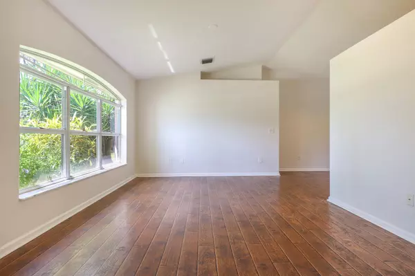 Palm Beach Gardens, FL 33418,7751 N 162nd CT