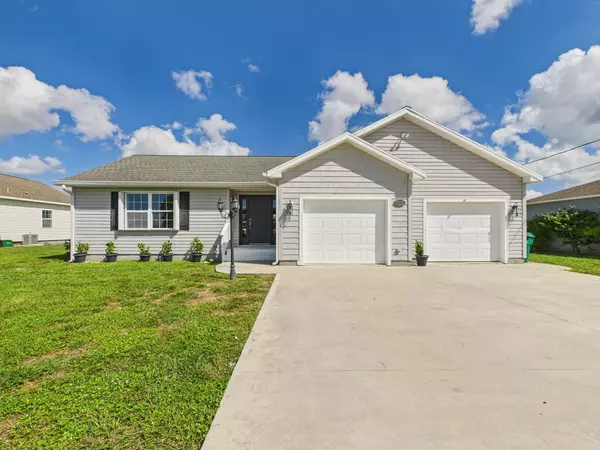 Okeechobee, FL 34974,2643 SE 27th ST